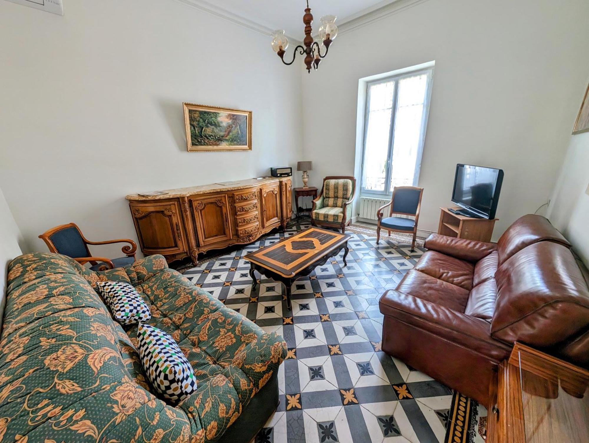 Maison De Style Tout Confort, Position Ideale, Avec Clim Et Petit Exterieur Orange  Exterior foto